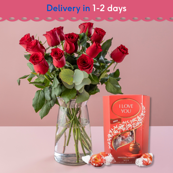 Premium Red Roses & I Love You Lindt Lindor Milk 200g | Moonpig