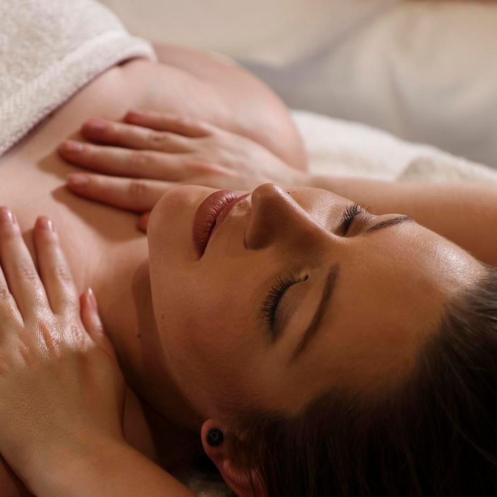 Friends 90-Minute Mum-To-Be Spa Treatment For One At Pure Spa And Beauty - Weekends