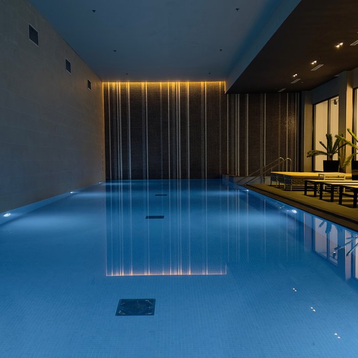 Spa Day with a 25 Minute Treatment & Fizz for One at Hilton Bankside