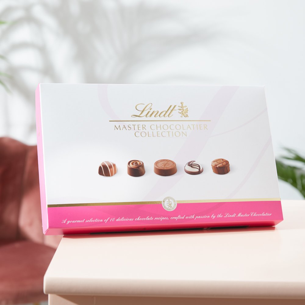 Lindt The Rose Plant Gift Bag With Chocolates Flowers