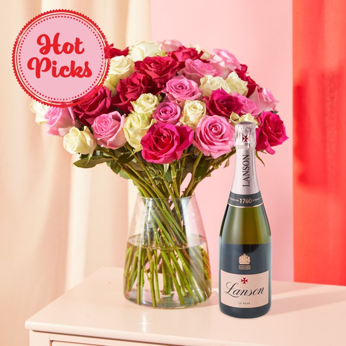 The Luxury Valentine's Mixed Roses Gift Set