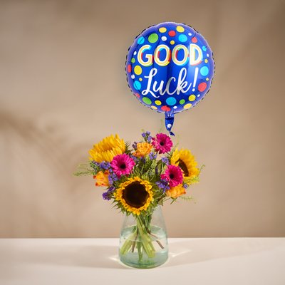 The Sunshine Bouquet & Good Luck Balloon Gift Set 