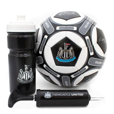 Newcastle United FC Signature Football Gift Set