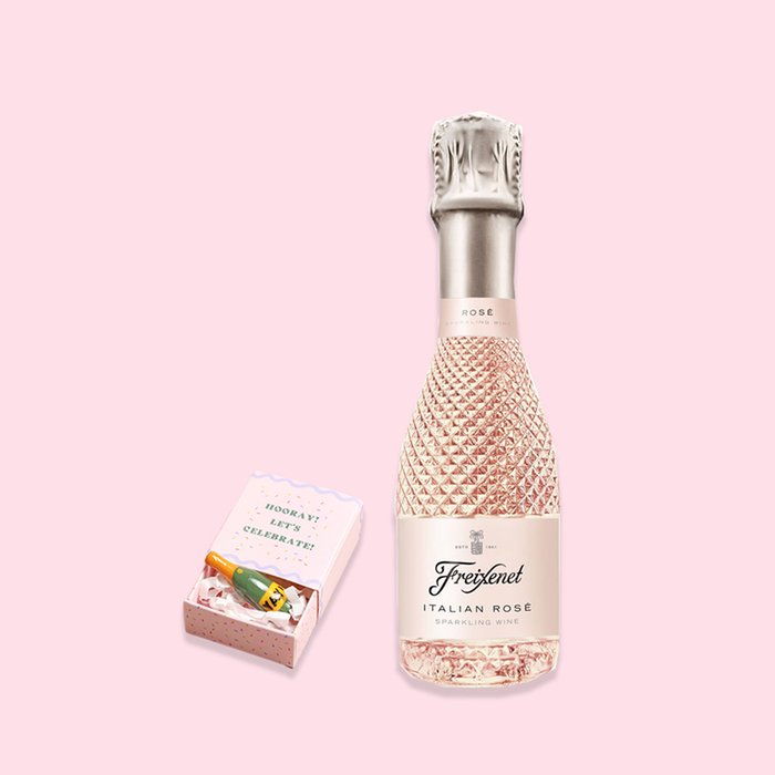 Champagne Token & Freixenet 20cl Gift Set