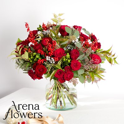 Arena Flowers Step Into Christmas Bouquet