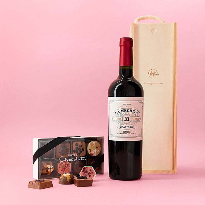 Hotel Chocolat Everything Pocket & Fincas Del Sur Malbec Wooden Gift Box