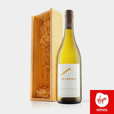 Marlborough Sauvignon White Wine in Wooden Gift Box 75cl
