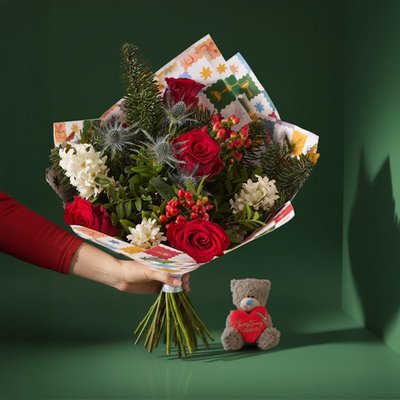 The Festive Hat Box & Tatty Teddy Plush Gift set