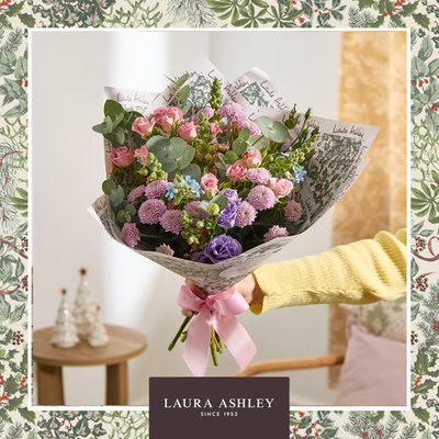 Laura Ashley Sweet Alyssum Bouquet