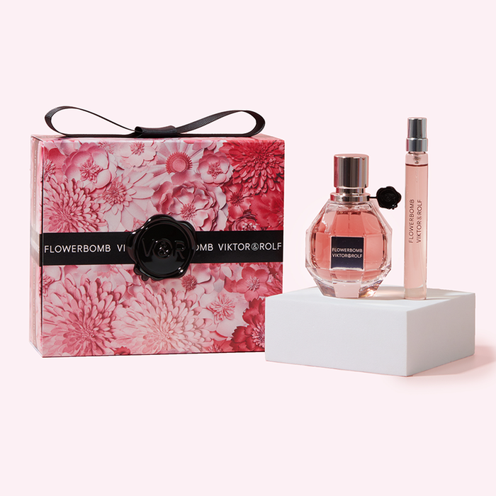 Viktor & Rolf Flowerbomb 50ml Eau De Parfum Gift Set