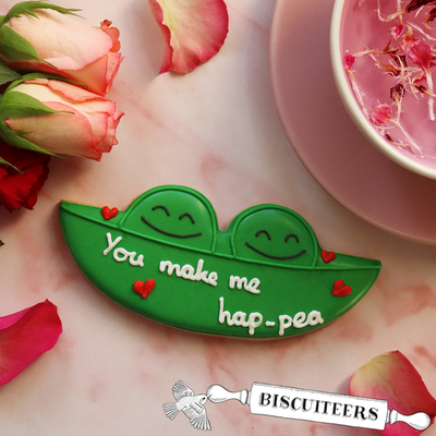 Biscuiteers Hand-Iced You make me hap-pea letterbox biscuit