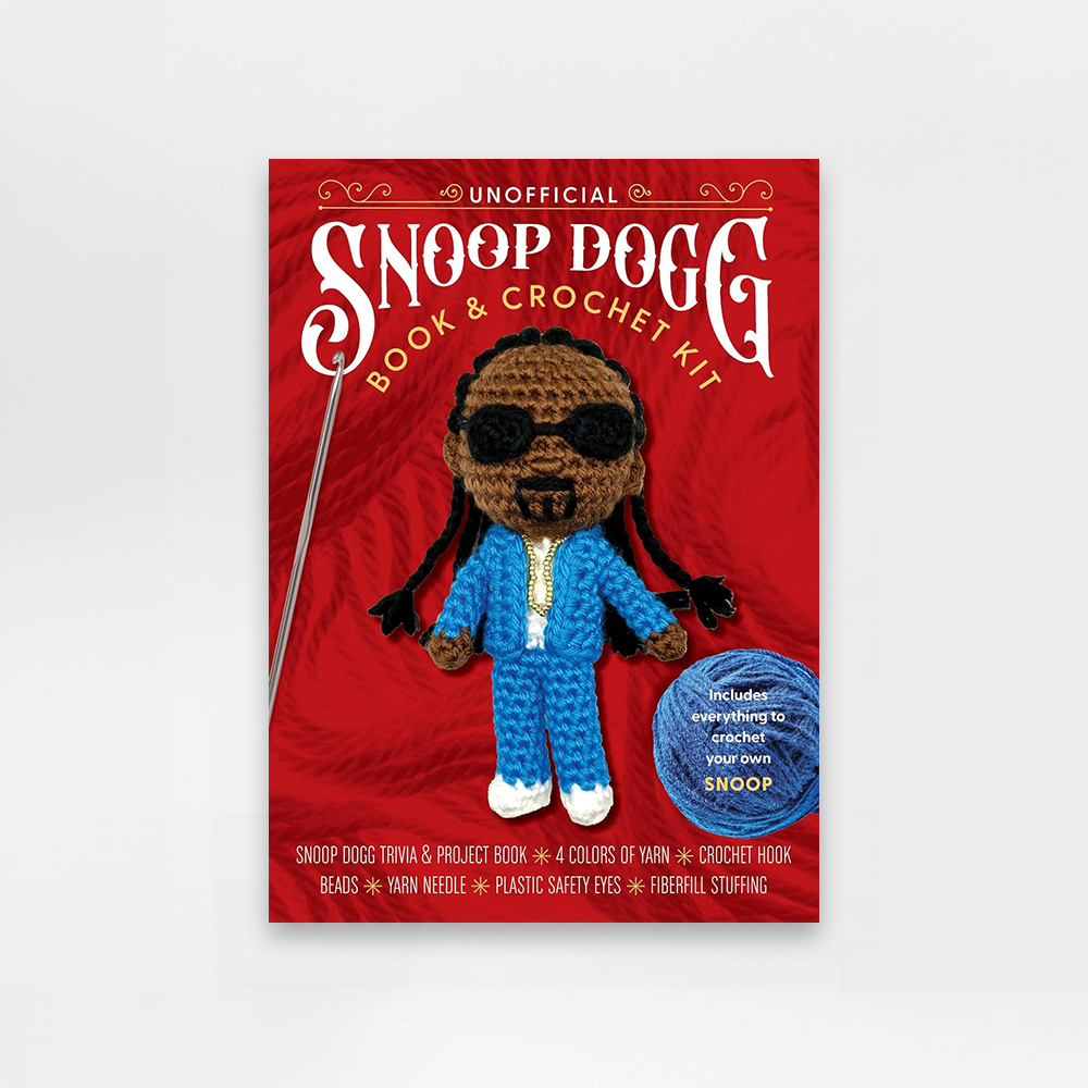 Moonpig Unicial Snoop Dogg Book & Crochet Kit