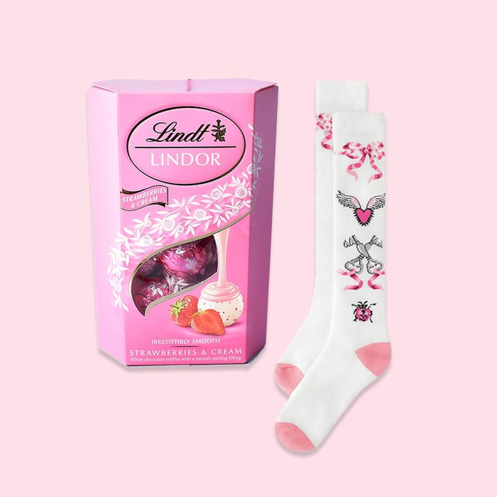 Cath Kidston With Love Socks & Lindt Strawberries' and Cream 200g