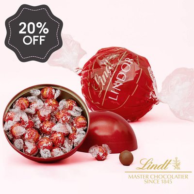 Lindt Lindor Milk Chocolate Truffles Maxi Ball (500g)