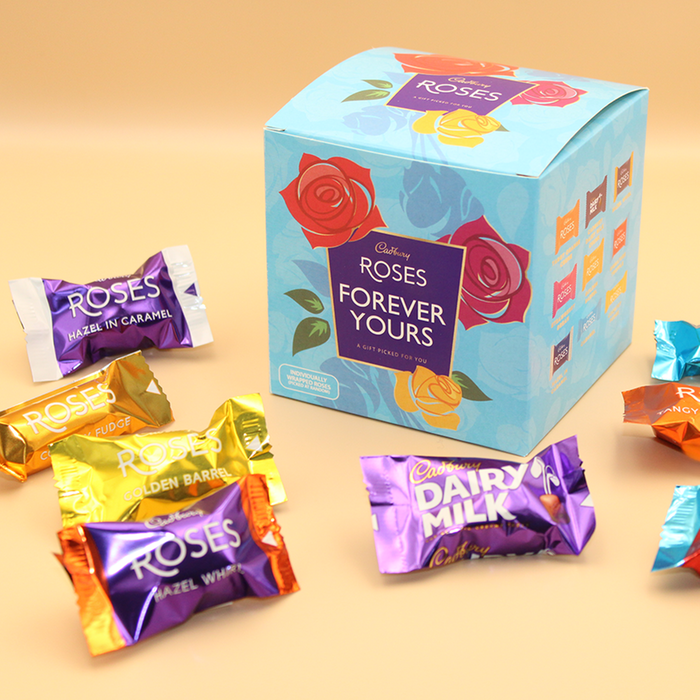 Cadbury's Roses Forever Yours Gift Box 200g 