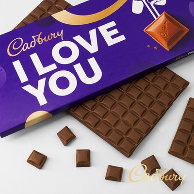 Cadbury Dairy Milk 'I Love You' Bar (850g)