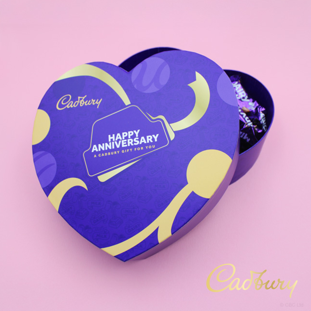 Cadbury Dairy Milk 'happy Anniversary' Heart 380G
