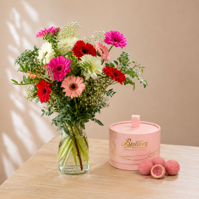 The Happy Bunch Bouquet & Butlers Pink Marc de Champagne Powder Puff 200g