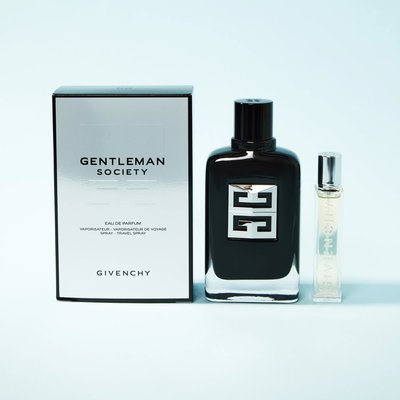 Givenchy Gentleman 100ml Eau De Parfum Gift Set