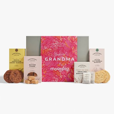 Special Grandma Tea and Biscuits Hamper