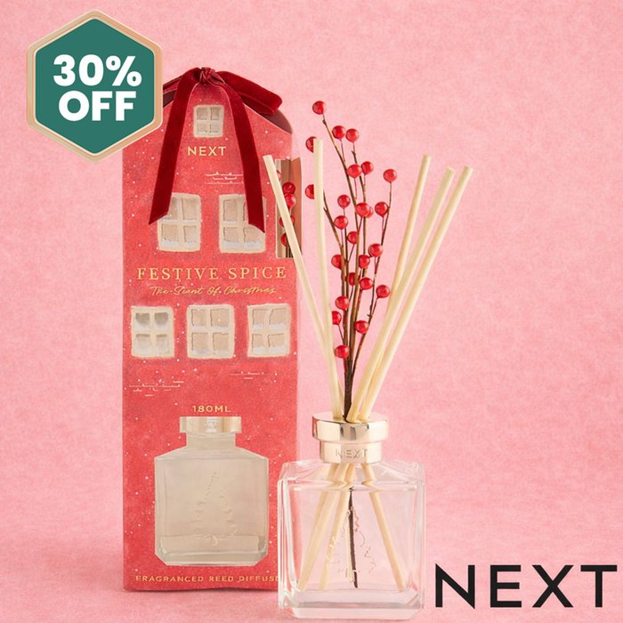 NEXT Red Berries & Vetiver 180ml Reed Diffuser