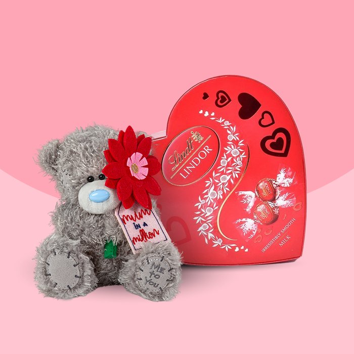 Tatty Teddy Mum in a Million Bear & Lindt Lindor Truffles Heart Box