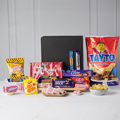 Nostalgic Favourites Snack Hamper