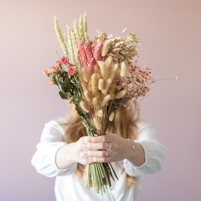 Dreamy Touch Dried Flower Bouquet