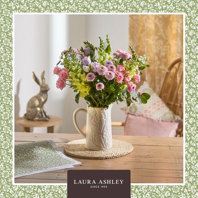 Laura Ashley Sweet Alyssum Bouquet