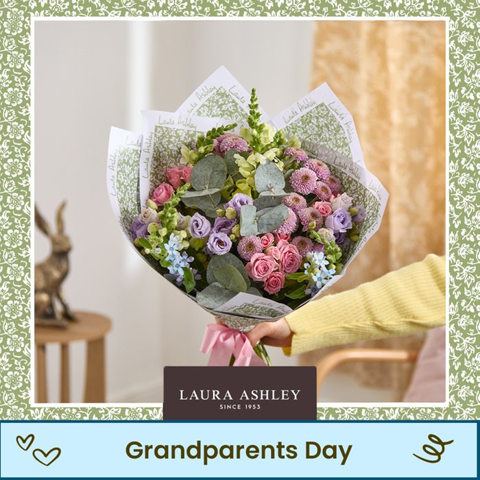 Laura Ashley Sweet Alyssum Bouquet