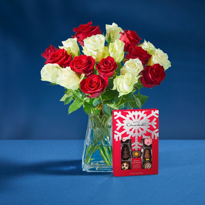 Mixed Christmas Roses & Hotel Chocolat Gift Set