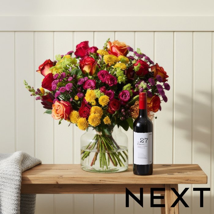 NEXT Rose & Santini Bouquet with VW Red Wine 75cl Gift Set