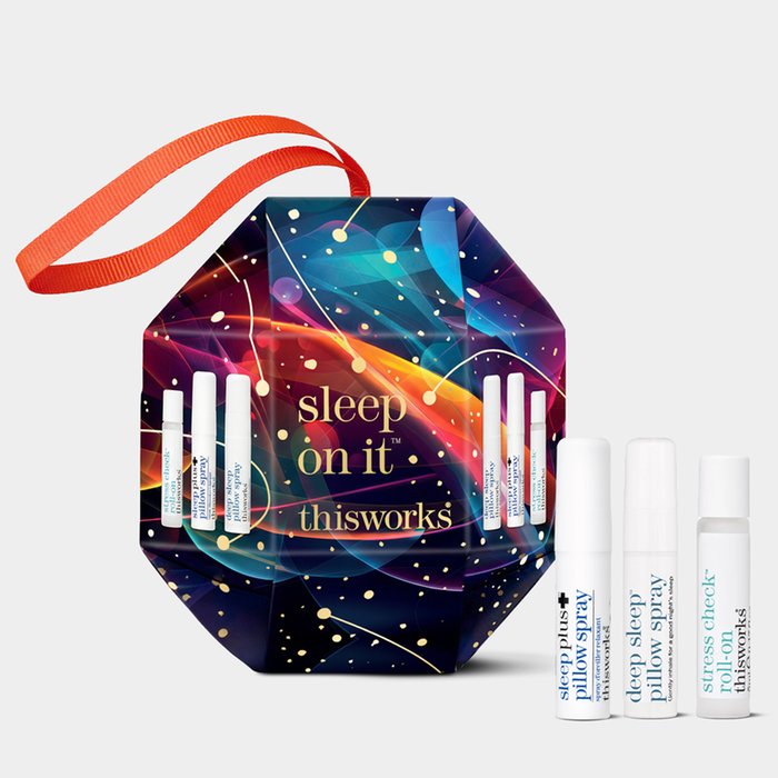 This Works Sleep On It Gift Set
