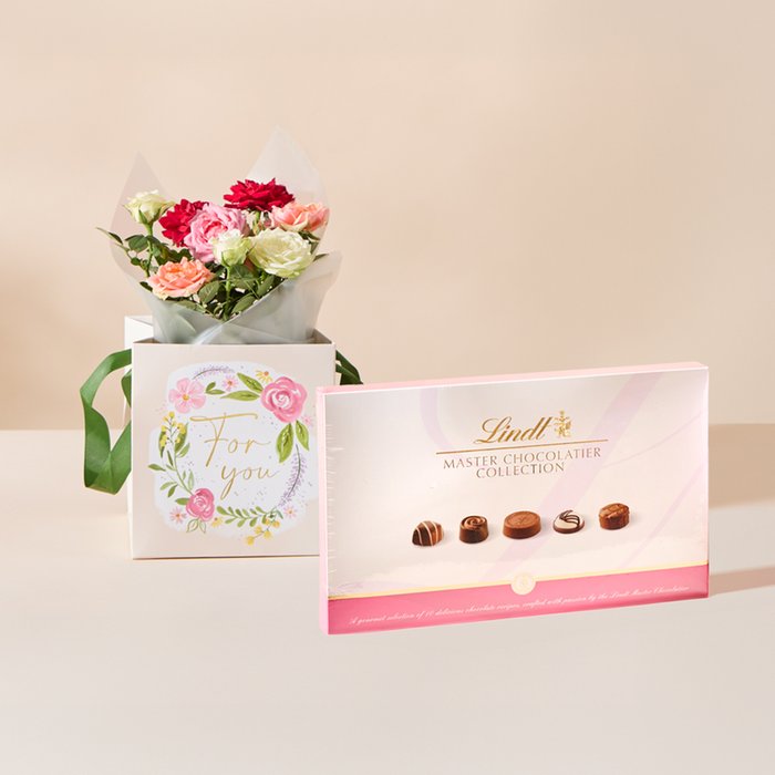 The Rose Plant Gift Bag With Lindt Chocolates