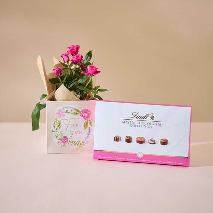 The Rose Plant Gift Bag With Lindt Chocolates