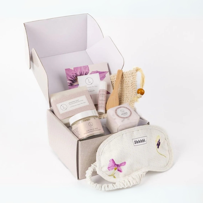 Lavender Bath and Body Gift Set by Lizush
