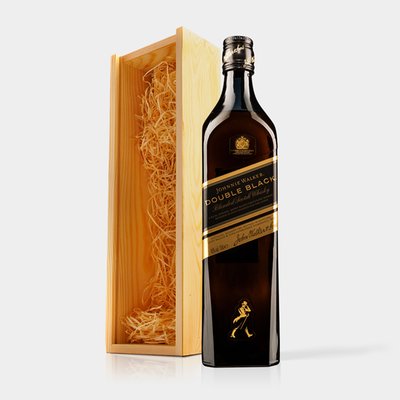 Johnnie Walker Double Black in Wooden Gift Box