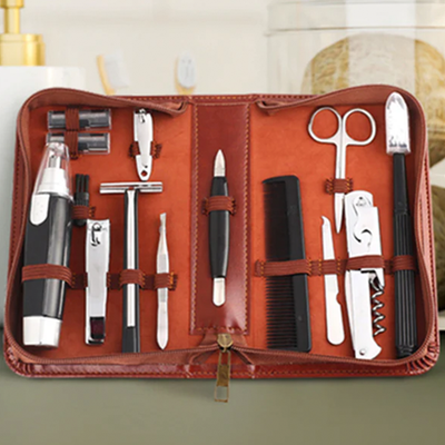 Men's Republic 12 Piece Grooming Kit
