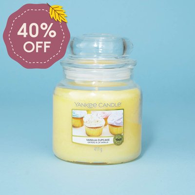 Yankee Candle Vanilla Cupcake Medium 