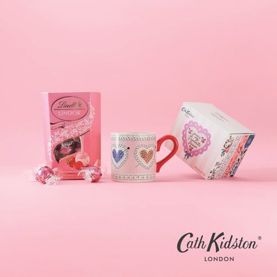 Cath Kidston Love Story Shortie Mug & Lindt Strawberries and Cream Chocolate Truffles (200g)