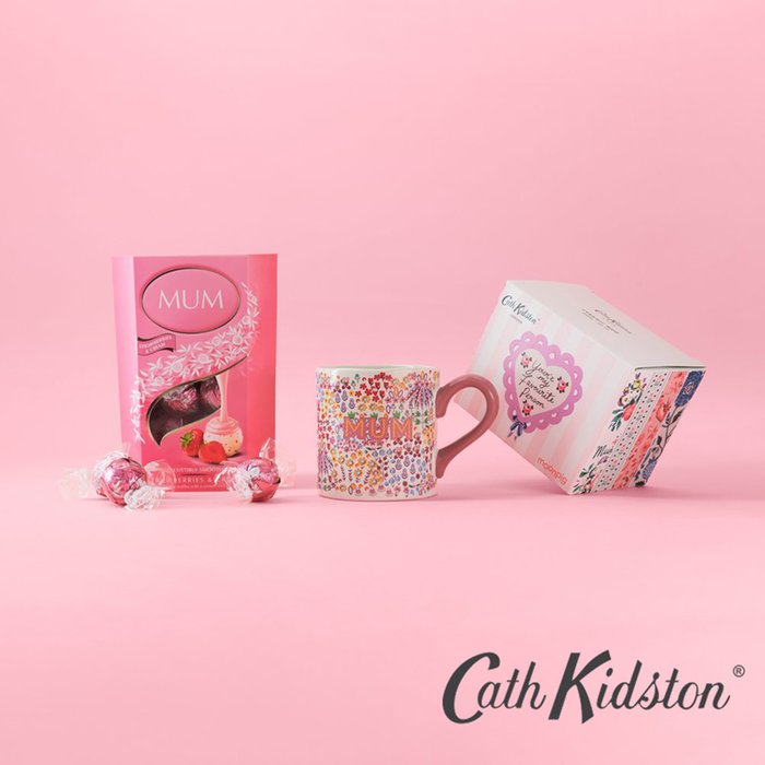 Cath Kidston Ditsy Shortie Mug & Mum Lindt Strawberries and Cream 200g cornet Gift Set