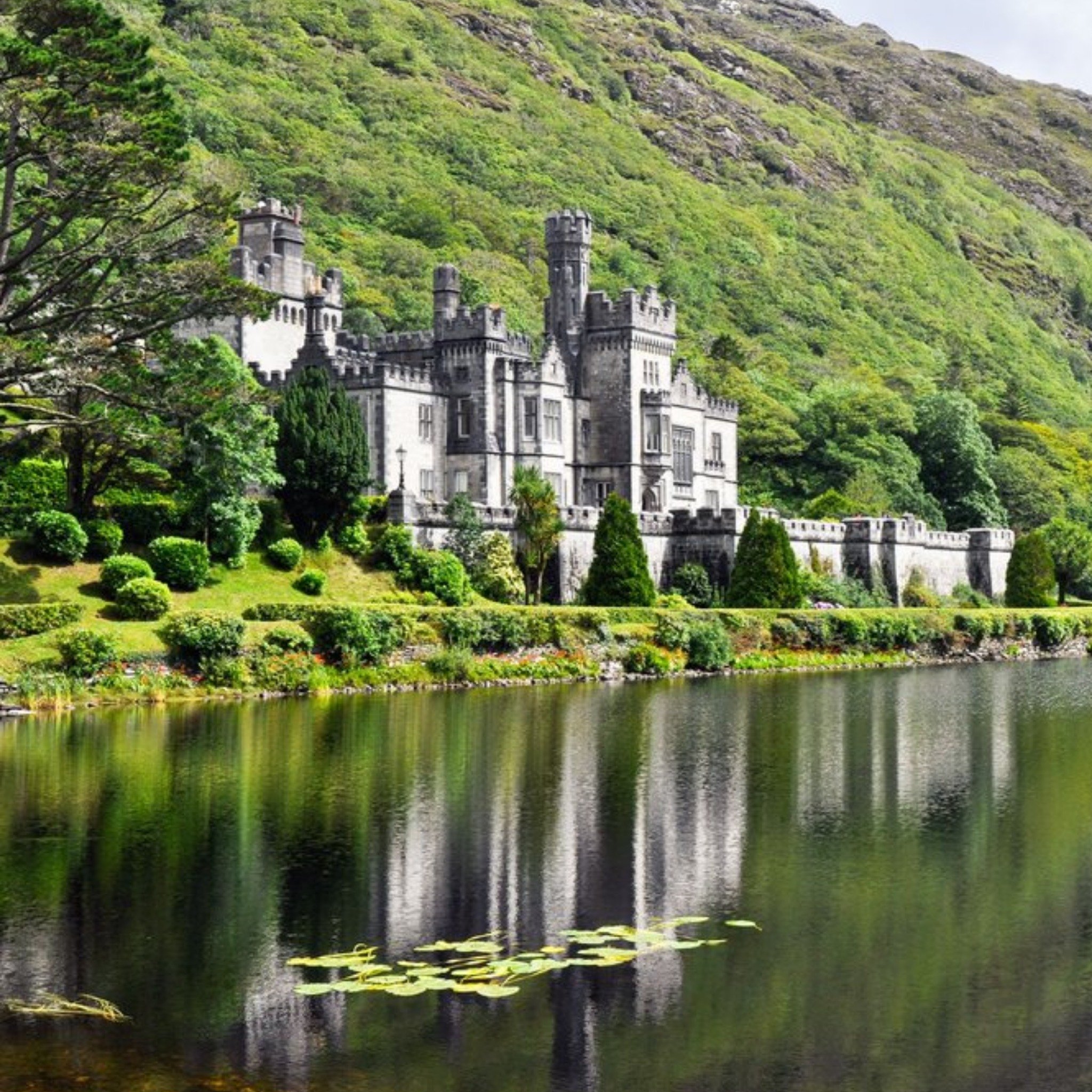 Moonpig Photographic Kylemore Abbey In Connemara Mountains, Ireland Just A Note Card