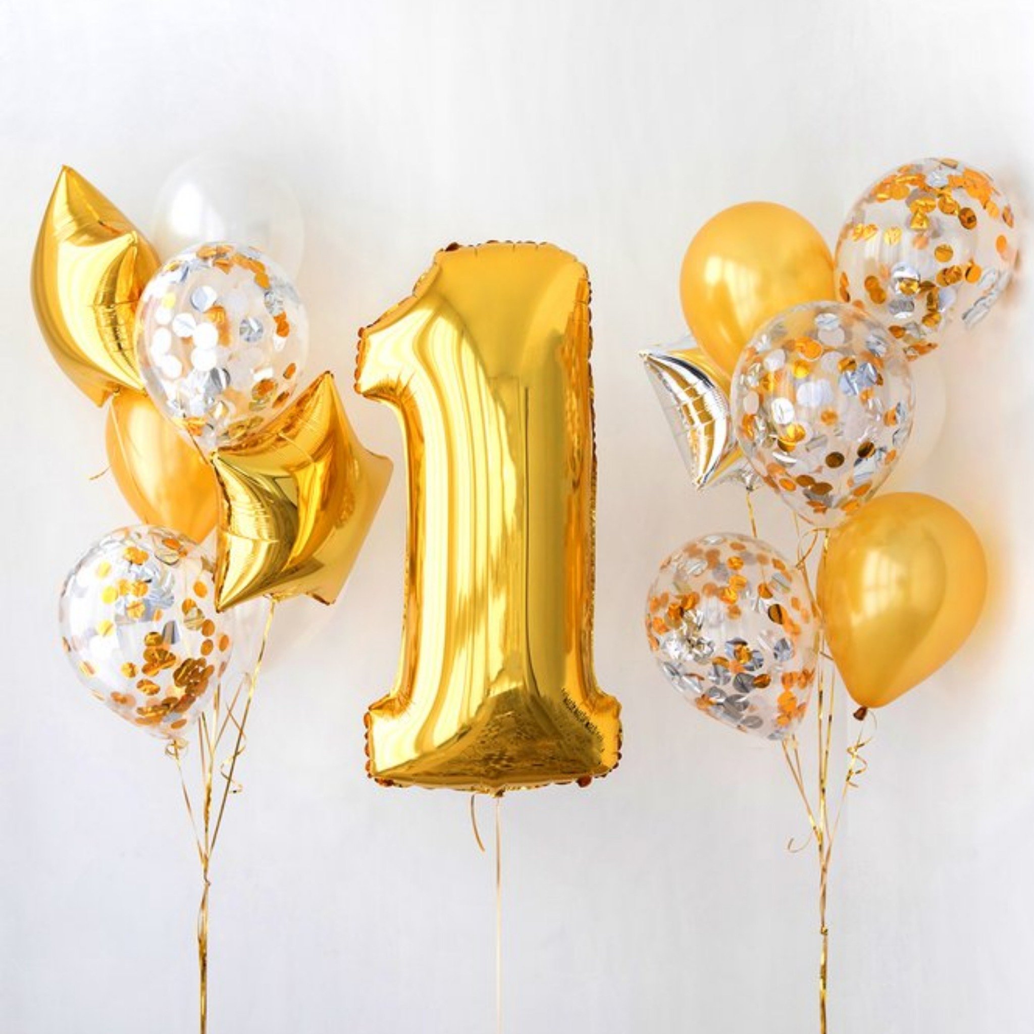 Moonpig Typographic Golden Ballloon First Birthday Card