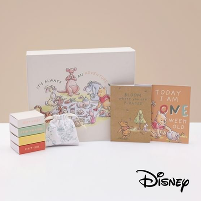 Disney's Winnie the Pooh Keepsake Box & Milestone Cards