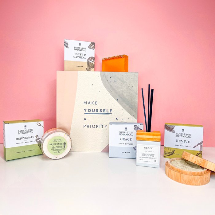 Make Yourself a Priority Beauty Gift Set
