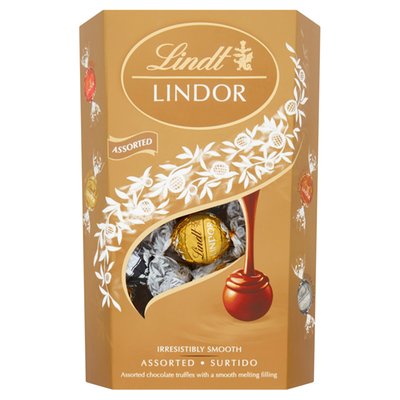 Obrázek Lindt Lindor Směs mléčné, mléčné s lískovými ořechy, bílé a extra hořké čokolády 337g