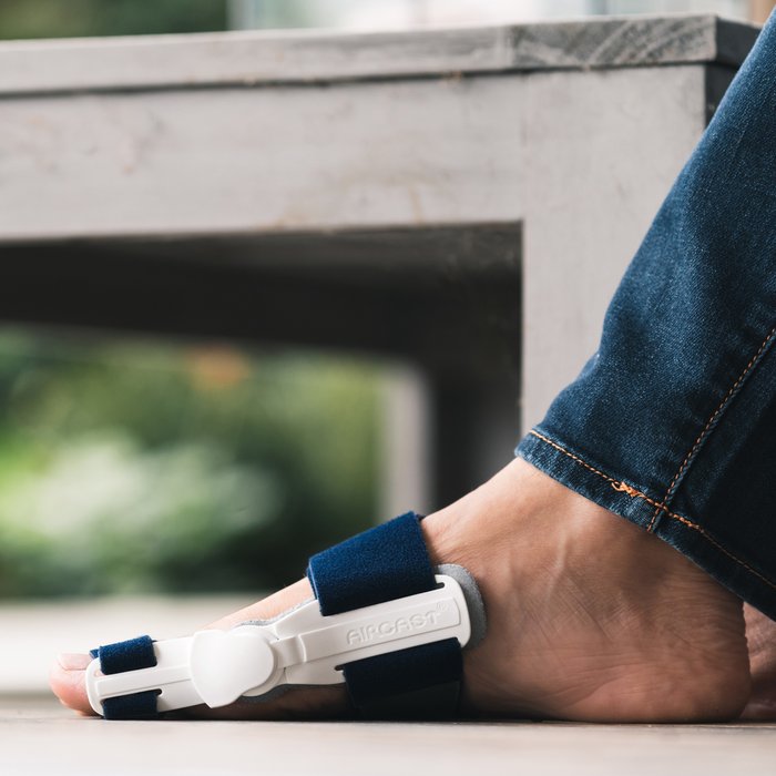 Product Image of Korrekturorthese AIRCAST HalguDay Gelenksystem Memory Foam