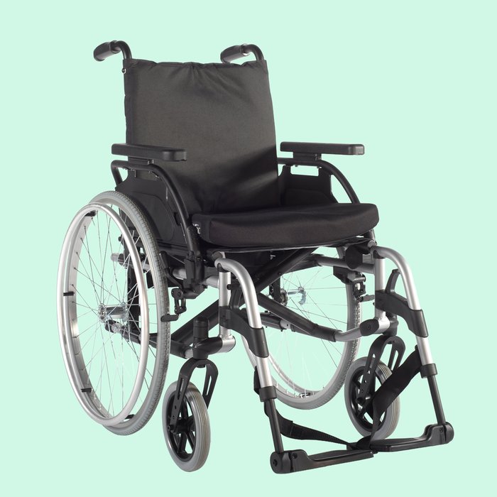 Product Image of Leichtgewichtrollstuhl Breezy BasiX² transportfreundlich Trommelbremse