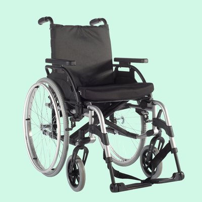 Produktbild für Leichtgewichtrollstuhl Breezy BasiX² transportfreundlich robust