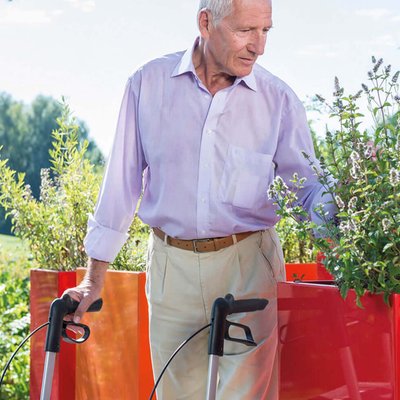 Gallery Image of Rollator Gemino 20 Falt-Klick-System 150kg